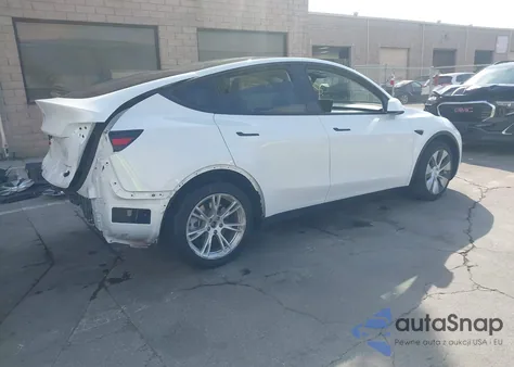 2023 Tesla Model Y Awd/Long Range Dual Motor All-Wheel Drive from USA, damaged, VIN 7SAYGDEE2PF832769